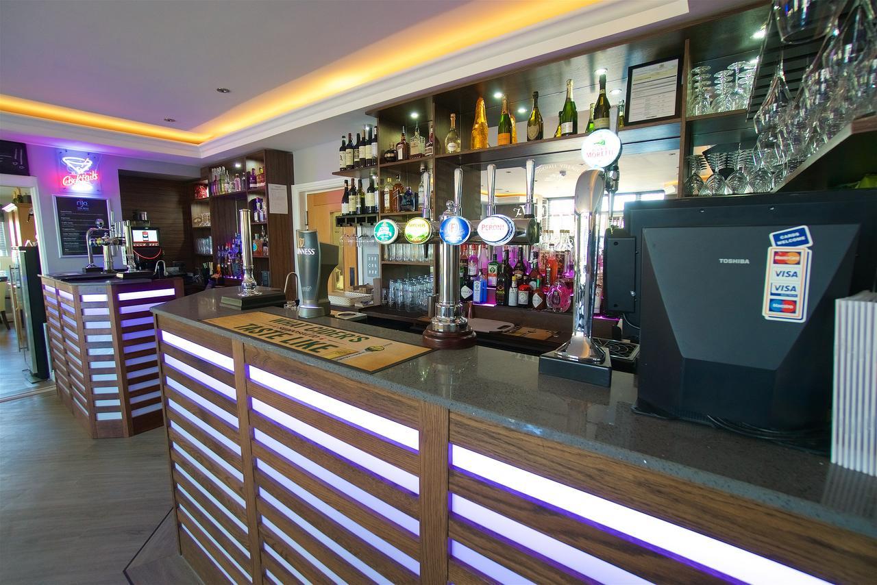 The Avenue Hotel Ltd Clitheroe Exteriör bild